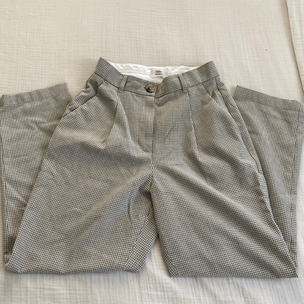 Aritzia trousers